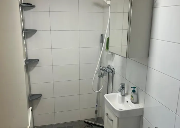 Huoneisto Maatilamajoitusta Marjatilalla Siuntio